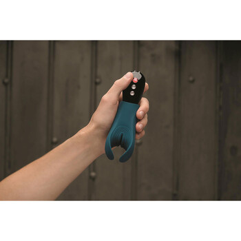 Manta Vibrating Stroker