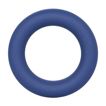 Link Up Ultra-soft Extreme Set cock rings on dildo