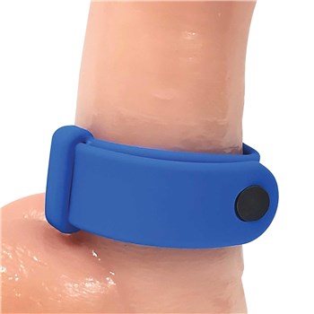 SNAPSTRAP 5X SILICONE COCKRING blue on dildo