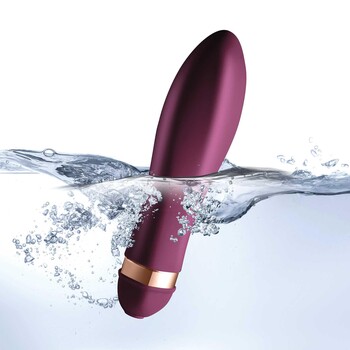 Climaximum Desire Couples Vibrator Kit in water