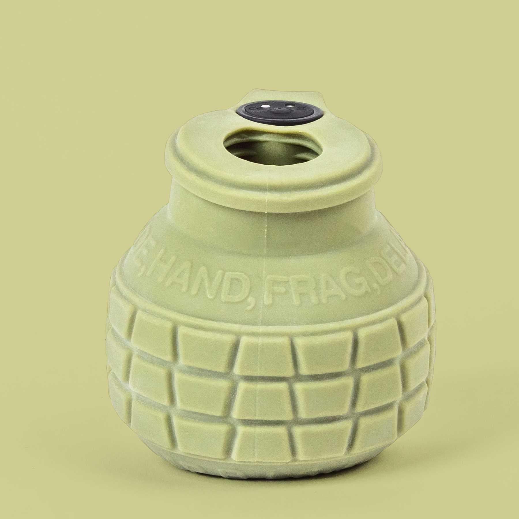 LA BOMBA VIBRATING MASTURBATOR