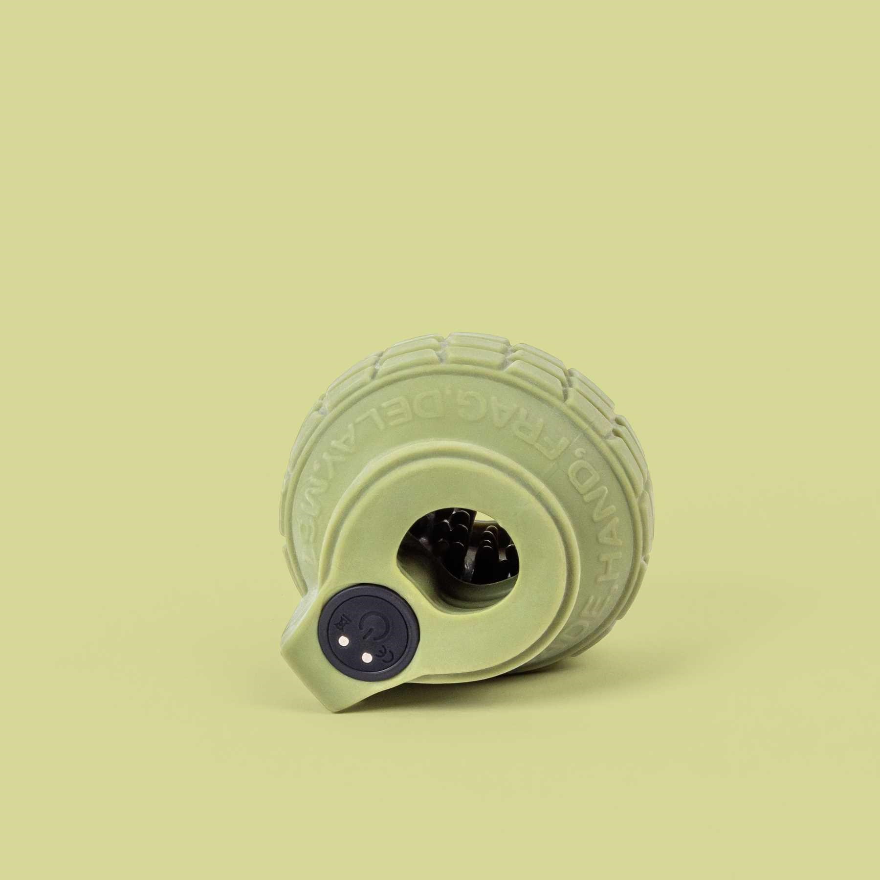 LA BOMBA VIBRATING MASTURBATOR